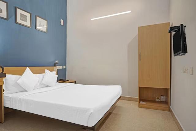 Hotel Sadha Siva Chennai Exteriör bild